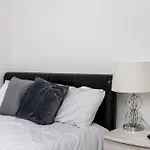 Neath Road - Flat 1